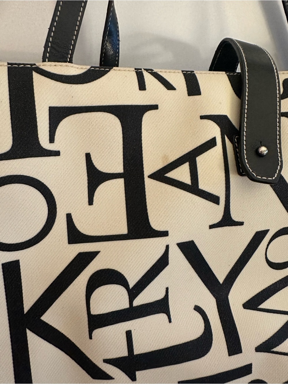 Kate Spade New York Black & Cream Graphic Letter Print Large Tote Bag - Picture 2 of 10